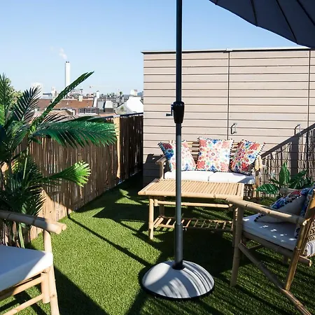 アパートホテル The Henry Self Check-in 3*