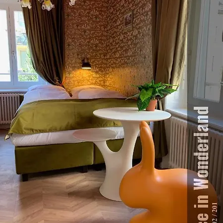 The Henry Self Check-in