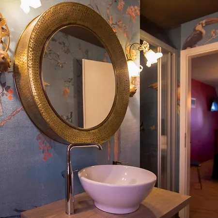 The Henry Self Check-in Zurich