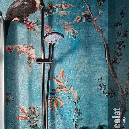 The Henry Self Check-in 3*