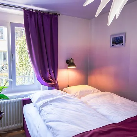 The Henry Self Check-in Aparthotel