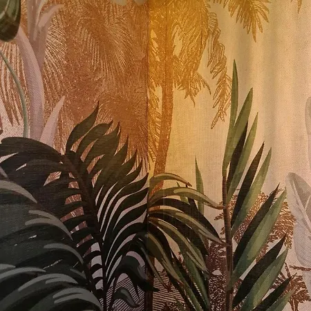 The Henry Self Check-in