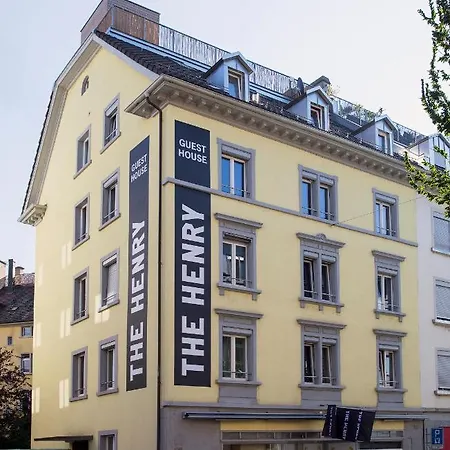 The Henry Self Check-in Zurich