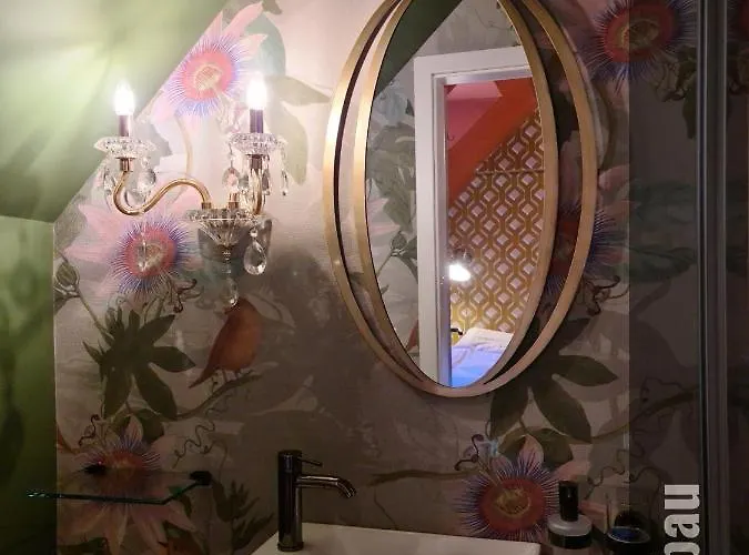 The Henry Self Check-in