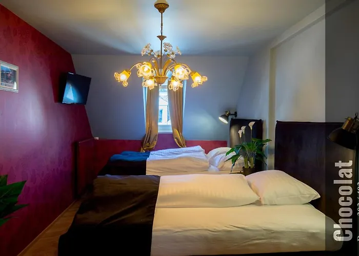 The Henry Self Check-in