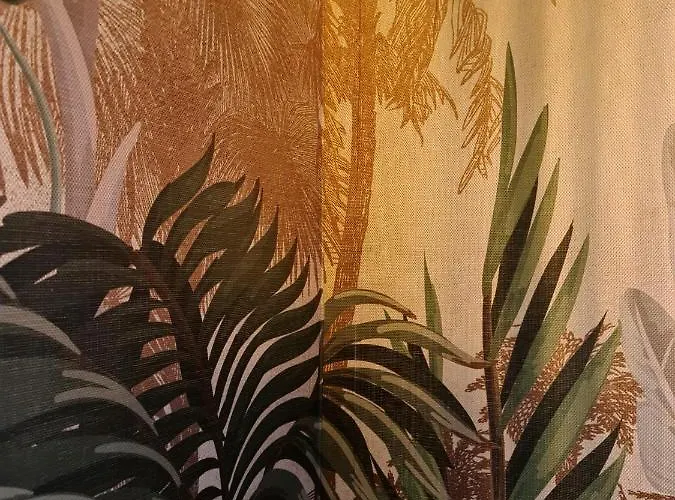 The Henry Self Check-in