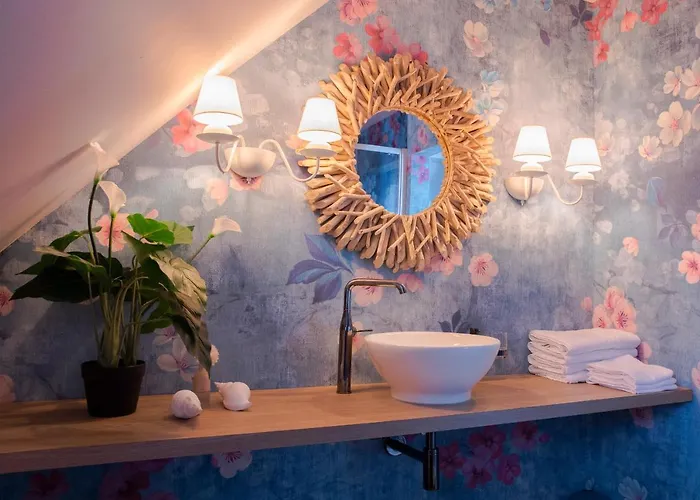 The Henry Self Check-in Aparthotel 3*