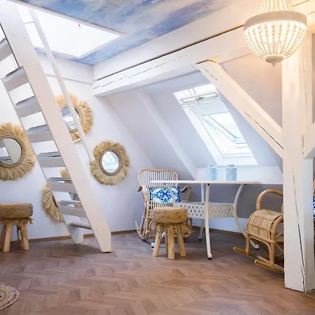 Lägenhetshotell The Henry Self Check-in 3*