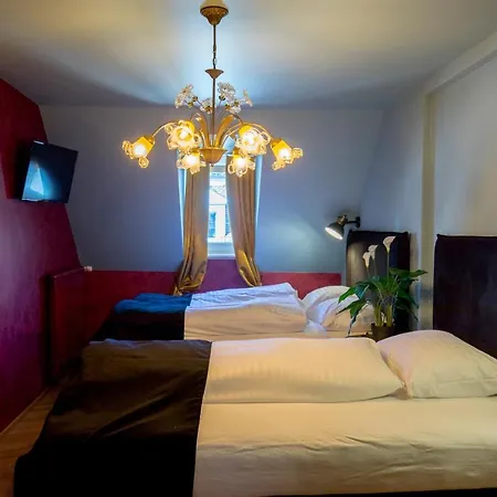 The Henry Self Check-in