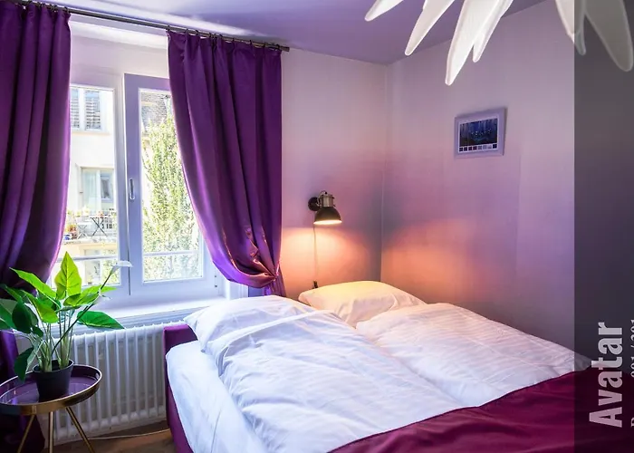 The Henry Self Check-in Aparthotel