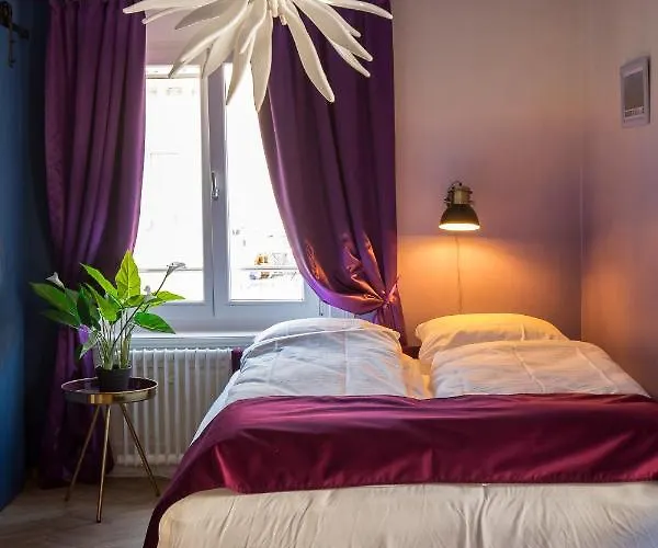 The Henry Self Check-in